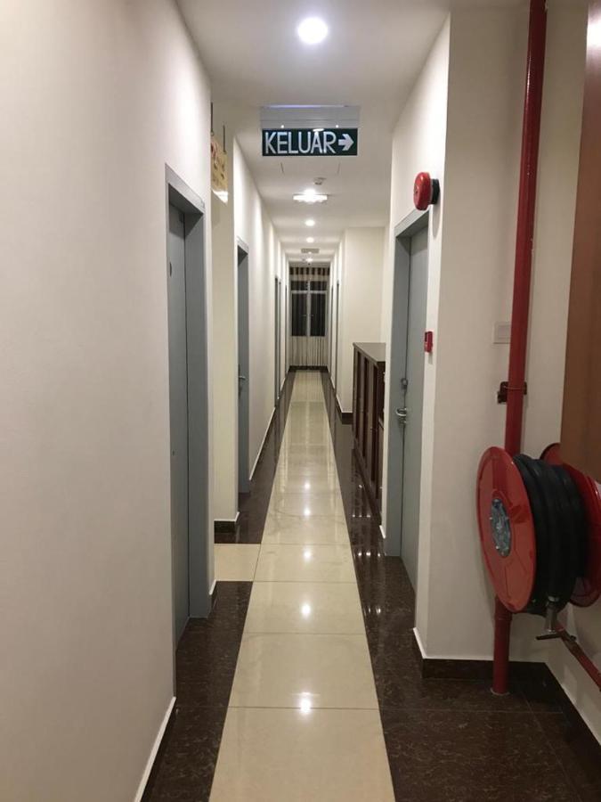 Duta Hotel Kuala Lumpur Esterno foto