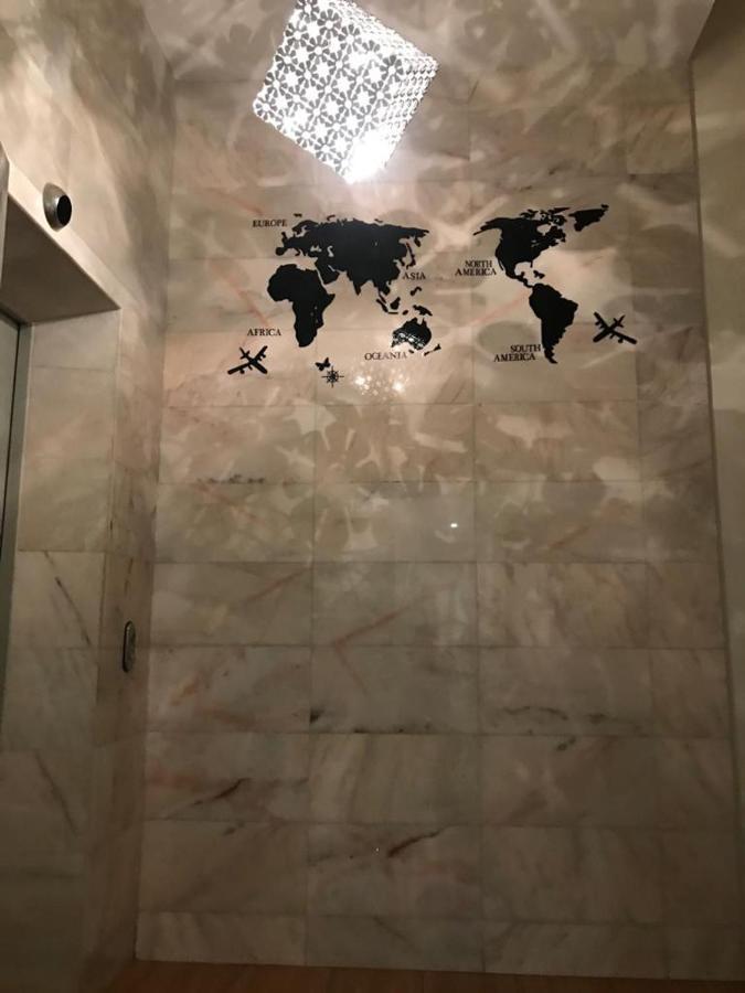 Duta Hotel Kuala Lumpur Esterno foto