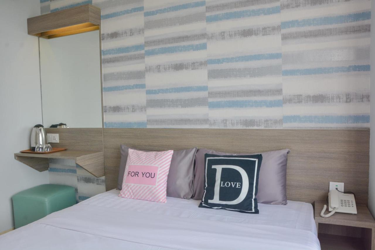 Duta Hotel Kuala Lumpur Esterno foto